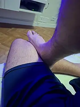 LeoMaduroSP stripchat live cam model