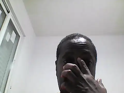 perlados stripchat live cam model