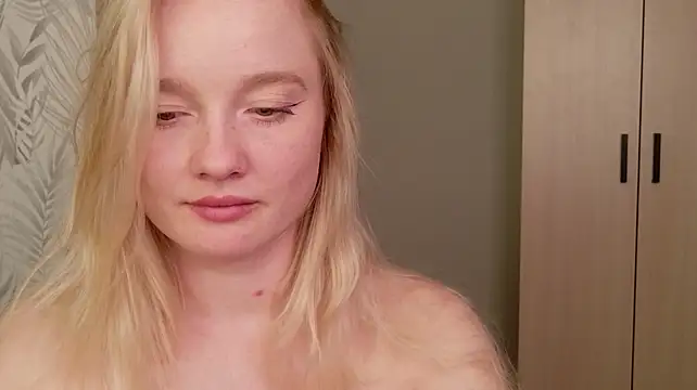 Shawty_Mia stripchat live cam model