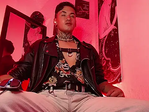 AlecBanne_ stripchat live cam model