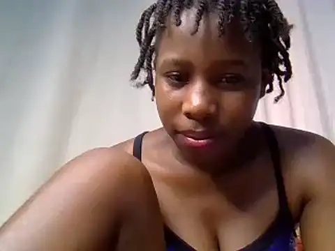 prettymissebony stripchat live cam model