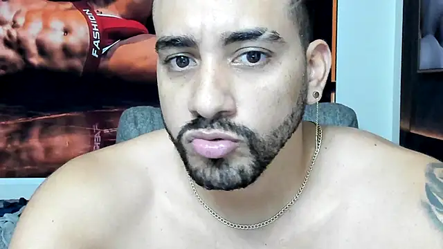 VerdugoCubanito stripchat live cam model