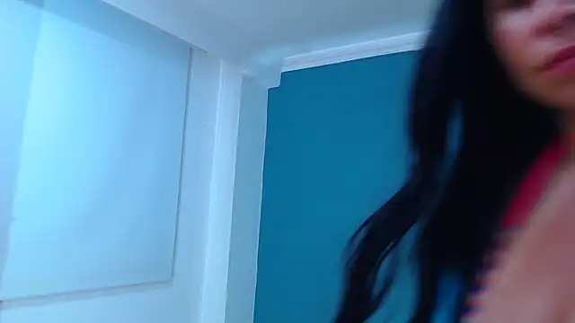 danna-_roouss stripchat live cam model