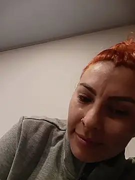 AnnyaEvans stripchat live cam model