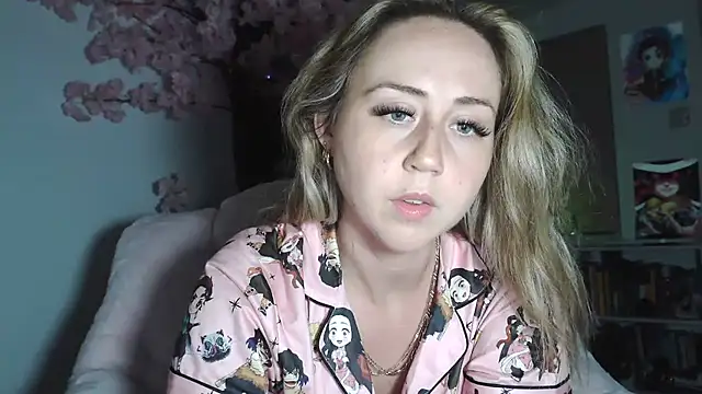 Ashtonrae4 stripchat live cam model