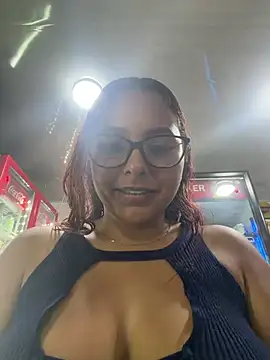 Cherry_rousse stripchat live cam model