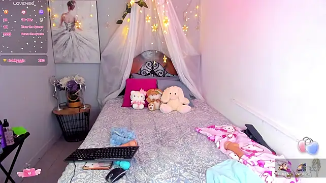 sweetylanaa stripchat live cam model