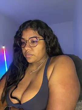 paola091 stripchat live cam model