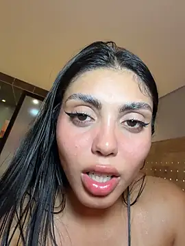 zui_lu stripchat live cam model