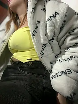 Samantha_bigboobs stripchat live cam model