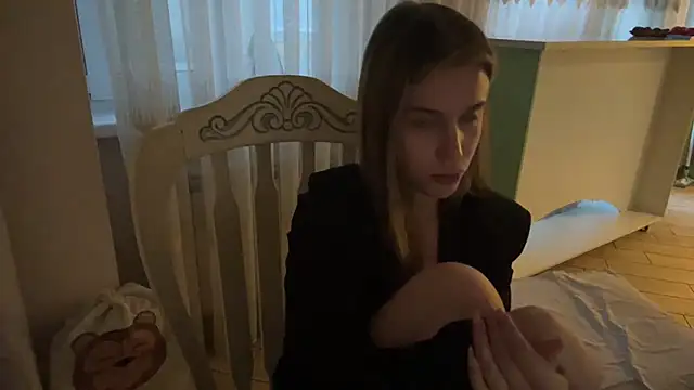Mirelias stripchat live cam model