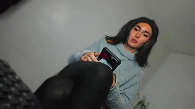 MistressNextDoor_ stripchat live cam model