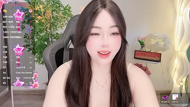 Liz-nn stripchat live cam model