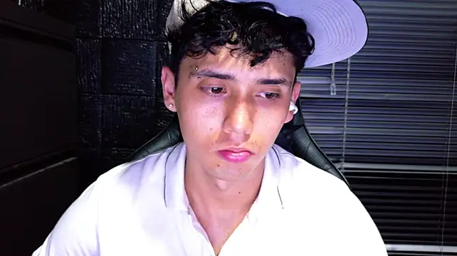 SrJacobs stripchat live cam model