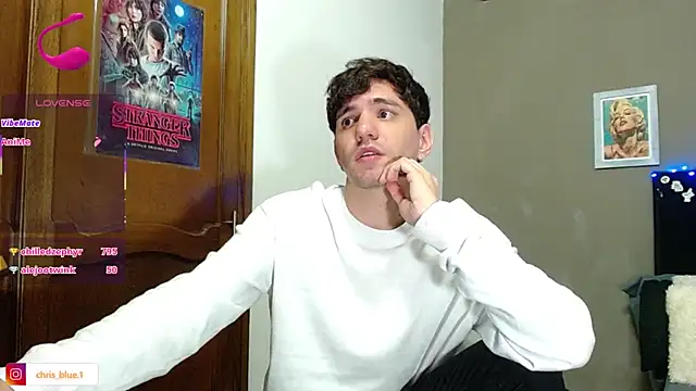 Matteo12_ stripchat live cam model