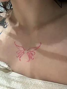 bergmanamii stripchat live cam model