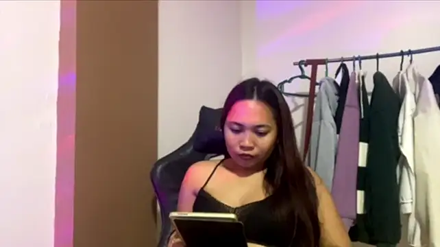 ScarletMuse27 stripchat live cam model
