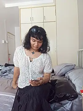 estradiolist stripchat live cam model