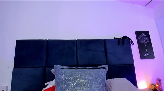 april_jones05 stripchat live cam model