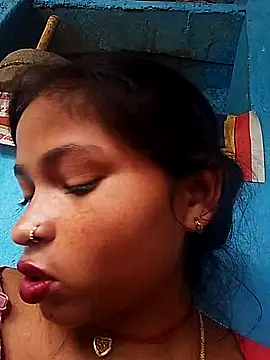 Jyoti_rathor stripchat live cam model