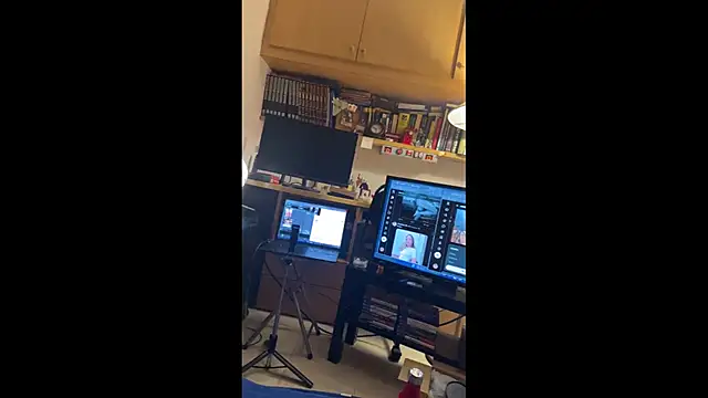 RazerFF stripchat live cam model