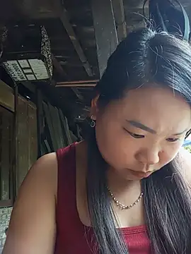 Linh-miulu stripchat live cam model
