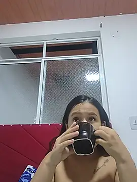 Tifany_peres stripchat live cam model