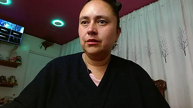 Brenda_ferreira stripchat live cam model