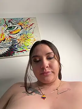Arya_Brown_ stripchat live cam model