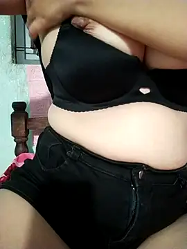 Miku_llee stripchat live cam model