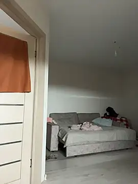 LeilaJarvis stripchat live cam model