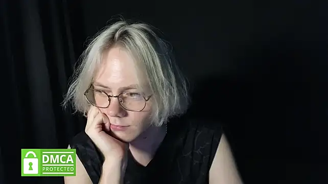 Keytaro stripchat live cam model
