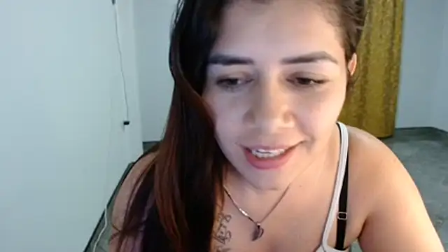 Luna_zoe stripchat live cam model