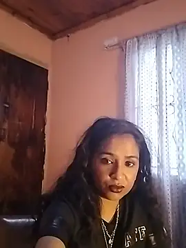 Indiancutiexo stripchat live cam model