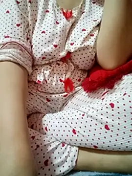 Bombamom stripchat live cam model