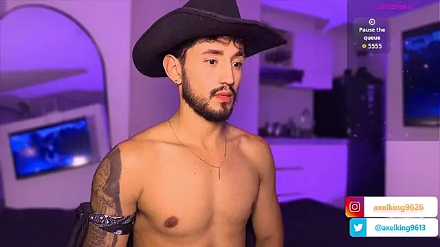 AxelKing1326 stripchat live cam model