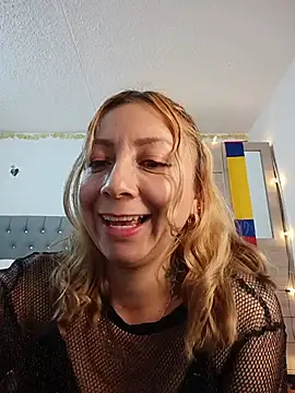 makarenasexyy stripchat live cam model