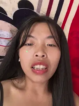 Hikomy- stripchat live cam model
