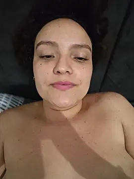 ValeriaVance_ stripchat live cam model