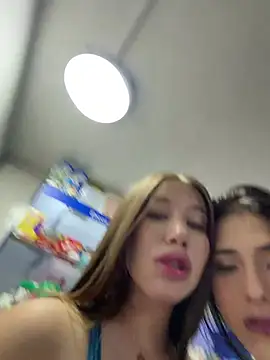roouse stripchat live cam model