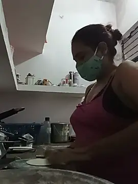 This_is_renu stripchat live cam model