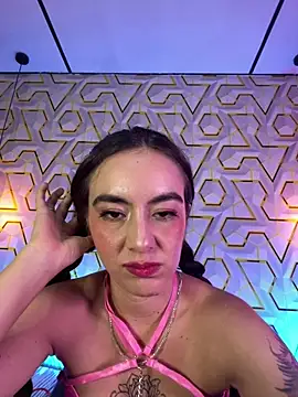 MelanyyJhonson15 stripchat live cam model