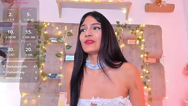 NohaNicole stripchat live cam model