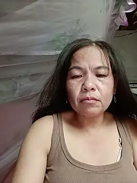 emgaihoixuan stripchat live cam model