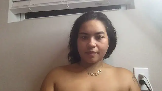 ScarlettSol stripchat live cam model