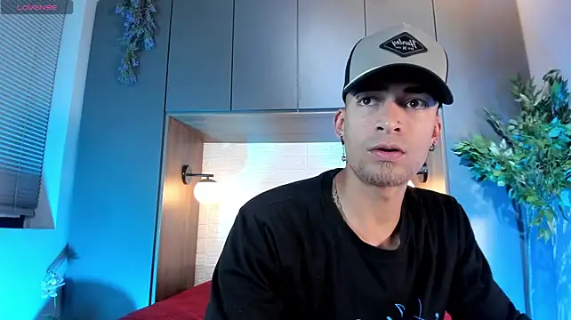 DrakeNeumann stripchat live cam model