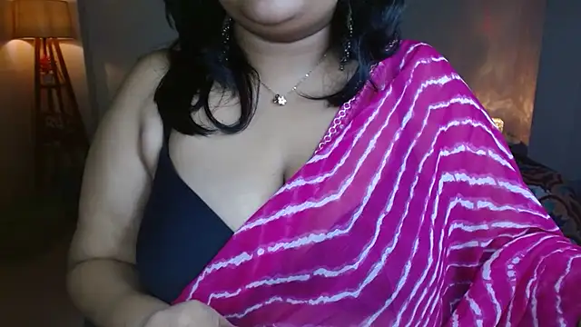 Naughty_Ayesha1 stripchat live cam model