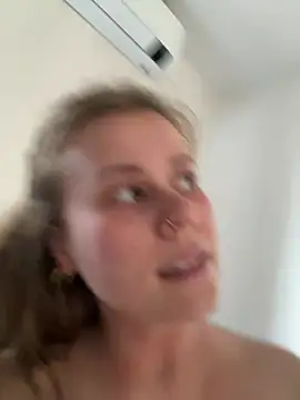 Stellafotzbella stripchat live cam model
