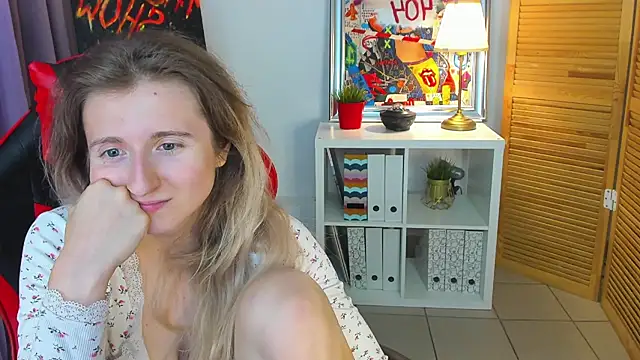 CamillaDreamer stripchat live cam model