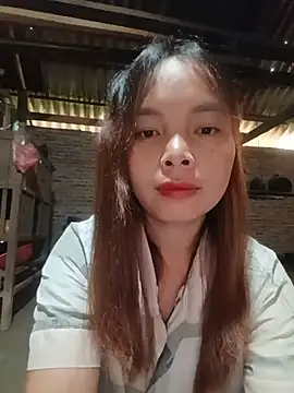 Be-Bun20 stripchat live cam model